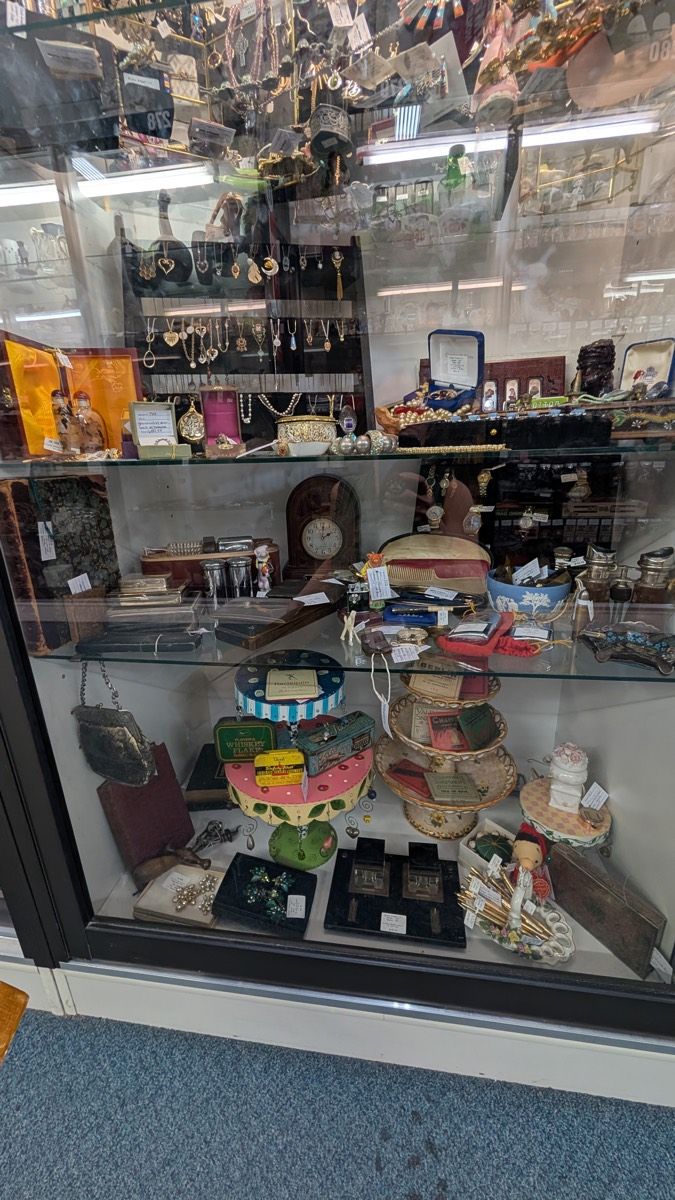 Victorian Smalls & Timepiece Case